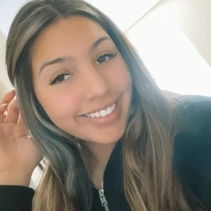 Meet your Posher, Carissa